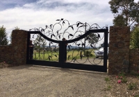 School Lane Driveway Gates 2